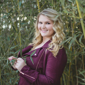 Meet your Posher, Danielle